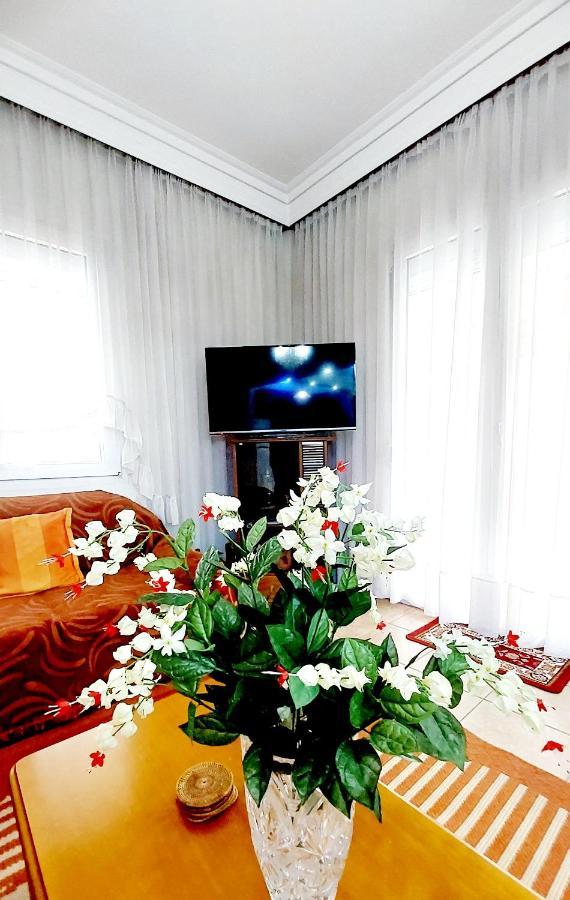 "Home Sweet Home" 3 Bedrooms Big House 110M Free Indoor Parking! Солун Екстериор снимка
