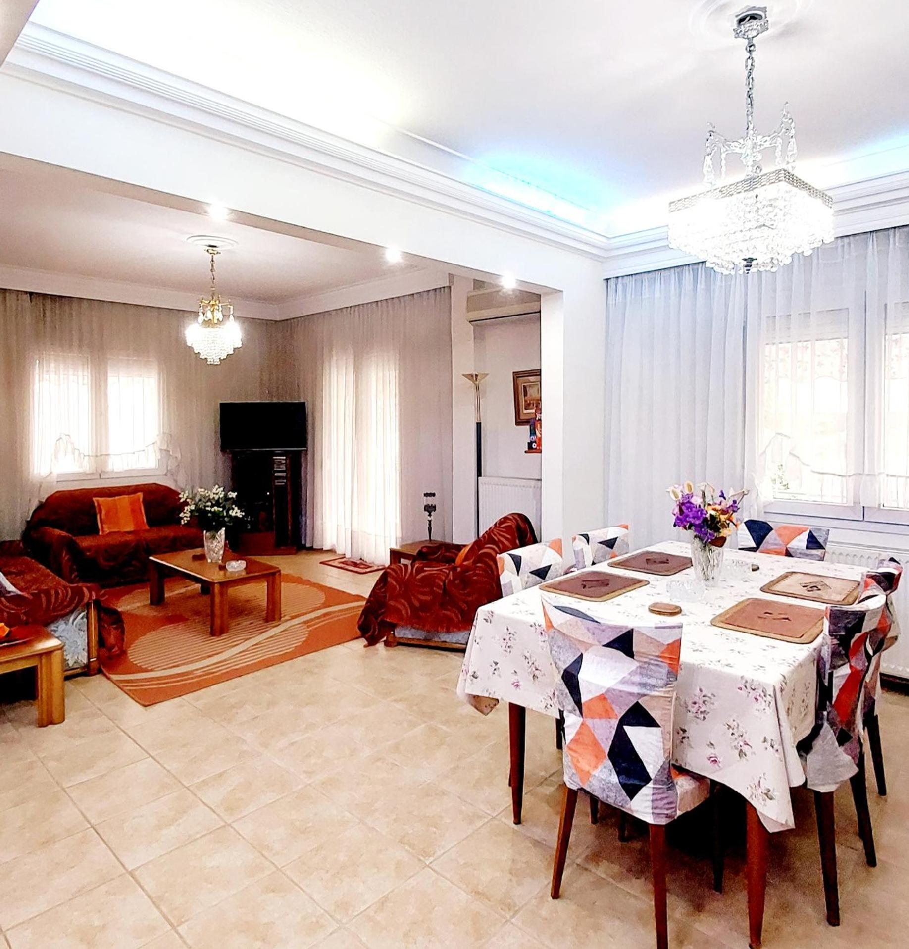 "Home Sweet Home" 3 Bedrooms Big House 110M Free Indoor Parking! Солун Екстериор снимка
